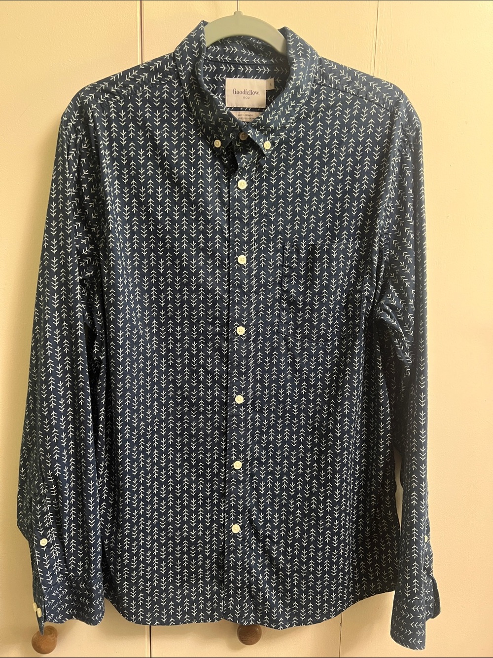 Goodfellow & Co Navy Button-Down Shirt with White Arrow Motif